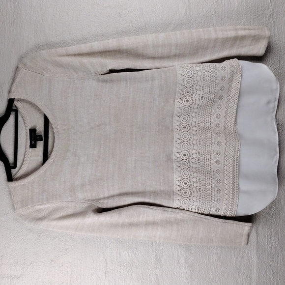 𝅺ab Studio Wheat Scoop Neckline Long Sleeve Layered Shirt Crochet Hem Sweater - Picture 12 of 12